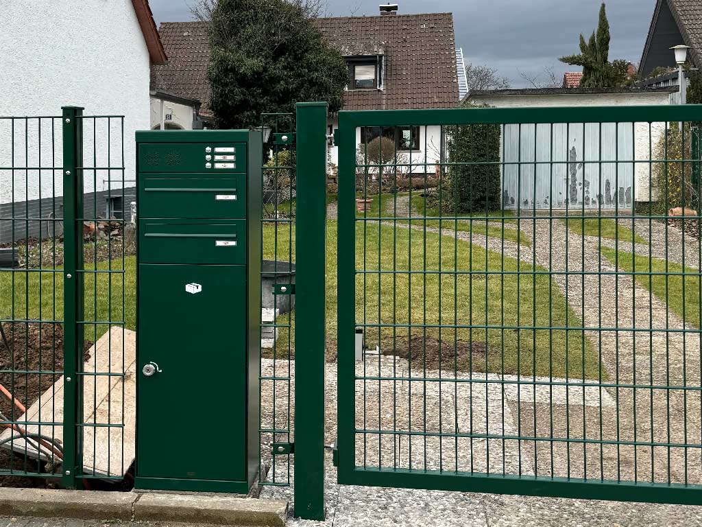 Galabau Umstadt Zaun/Tor Einfahrt